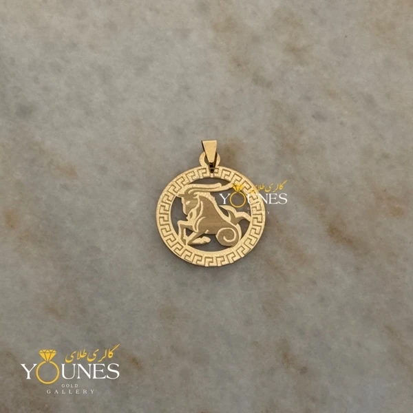 آویز طلا ماه تولد دی 2cm